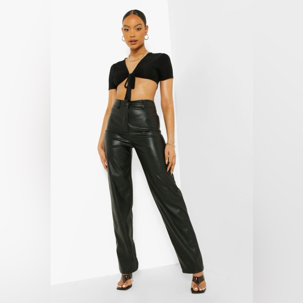 Boohoo WIDE LEG FAUX LEATHER PANTS